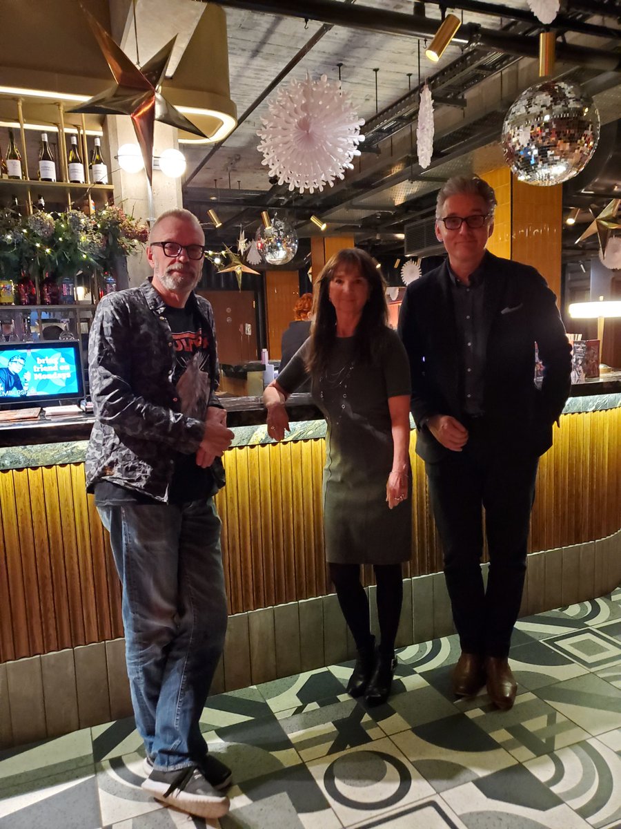Cultpix1's tweet photo. A brilliant evening at #EverymanBroadgate with #christinalindberg meeting her fans, signing posters and introducing "Anita - Swedish Nymphet". Thank you to the amazing staff for making us feel at home and looking after her and us so brilliantly. @Everymancinema @klubbsuper8 https://t.co/Jh29TGxR4R