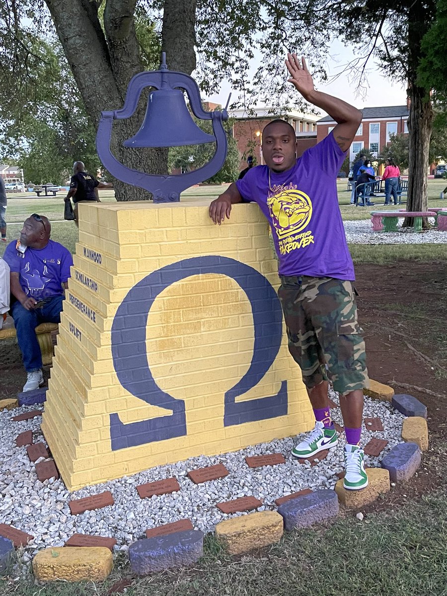 SplakQUEvellie's tweet photo. Happy Founders Day to the greatest Fraternity in existence… 🗣🗣THE Omega Psi Phi Fraternity, Incorporated!!!! Keep Serving Ques. #Roofus https://t.co/Hv0b1ZaQZv