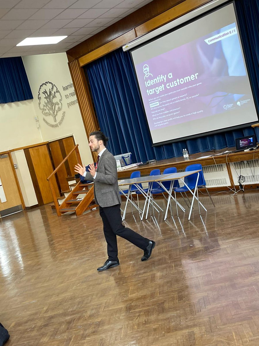 TILG_UK's tweet photo. We're thrilled to be back at @thisiswinchmore and working with their fantastic Year 10 students on our E-Sports challenge today💪

#TheNationalCareersChallenge
#launchyourcareer https://t.co/Mfx1YNQQRx