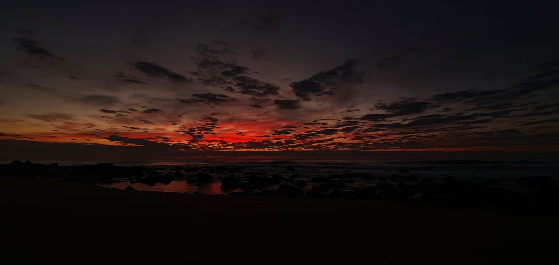 Nivi_Gov's tweet photo. Sometimes, it’s worth not pushing that snooze button 😍💜

#aesthetic #sunrise #photography https://t.co/U6yronB5aH