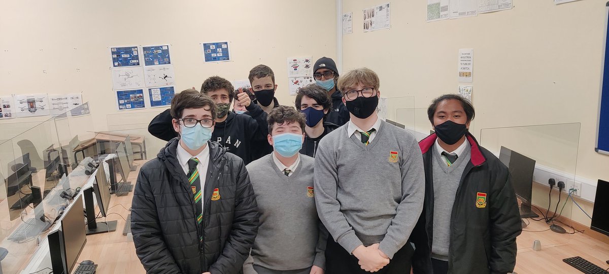 oatlands_green's tweet photo. Another successful Green Schools Meeting this week. Lots of discussion on COP26. Survey being sent out to students, staff and parents soon - keep an eye out 👁️ @GreenSchoolsIre #Waterflag #Meeting https://t.co/973u56K6LW