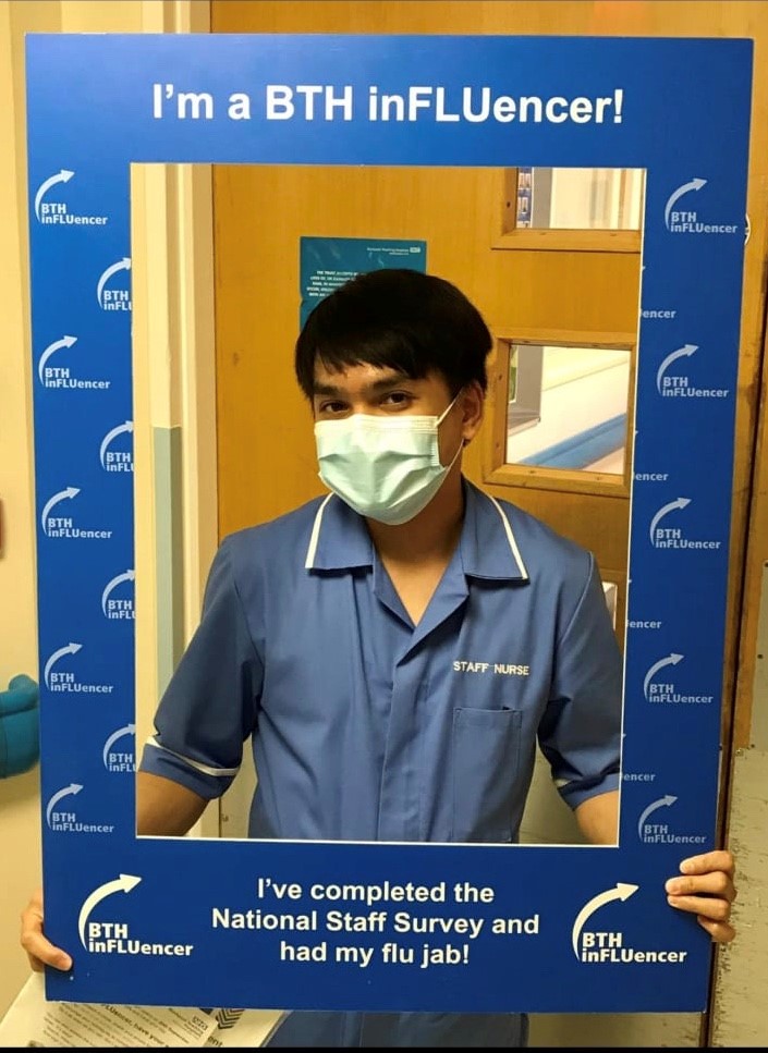 Today's Selfie prize winner is Paul from Ward 25 🙌🎁Thank you for being a #BTHinFLUencer Paul. We will be dropping off your prize very soon.
#StaffSurvey2021 #TeamBTH