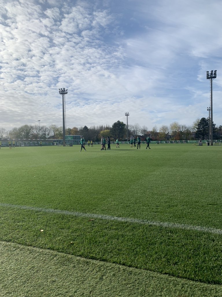 diegoandreim's tweet photo. Estar en Europa conociendo otras culturas y diferentes metodologías sobre el fútbol nos abre el panorama sobre las áreas de mejora que podemos tener en nuestro país!
No es que sean mejores o peores solo son específicas y buscan potenciar al jugador sin desnaturalizarlo! https://t.co/okGd18Tn3k