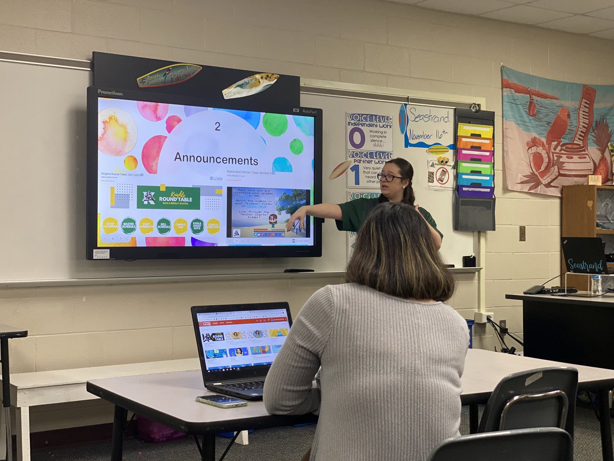 Denishia_Nick's tweet photo. Extremely THANKFUL to all of our @kahlams Knights for participating in our Glow & Grow PD sessions yesterday! Awesome presentations and discussions. Looking forward to the next! #Building2bBest #EveryKnightEveryDay https://t.co/2rcp56CcgQ