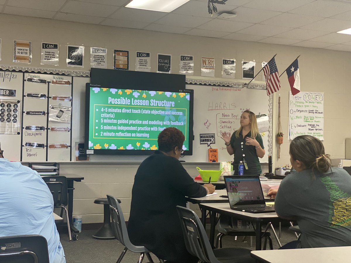 Denishia_Nick's tweet photo. Extremely THANKFUL to all of our @kahlams Knights for participating in our Glow & Grow PD sessions yesterday! Awesome presentations and discussions. Looking forward to the next! #Building2bBest #EveryKnightEveryDay https://t.co/2rcp56CcgQ