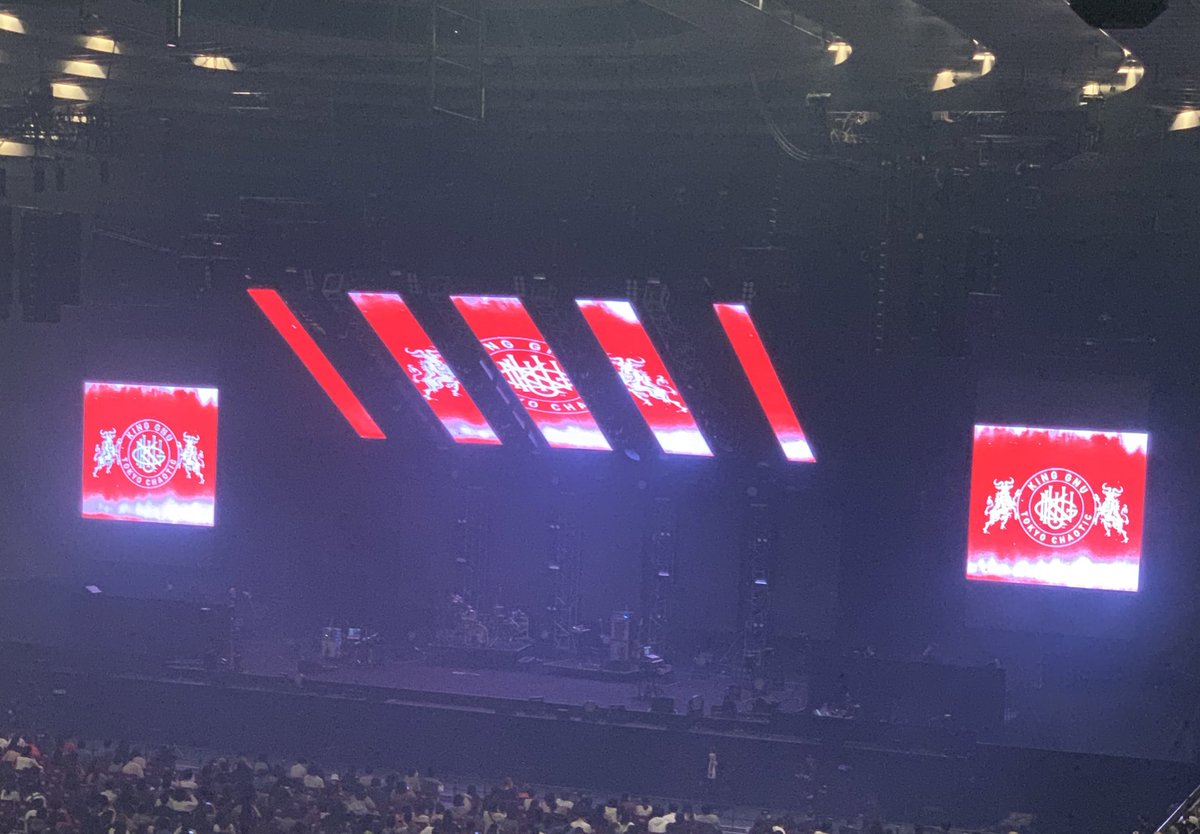 eRINGOr's tweet photo. 今日は1年ぶりのKing Gnuのライブに行ってきました🙌
グッズも欲しいもの買えたし満足🥰
早くアリーナスタンディングで見れる世の中に戻りますように🙏

#KingGnu  
#KingGnuLiveTour2021AW https://t.co/gBEwb7IskX