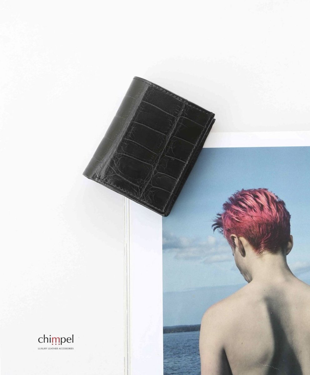 ChimpelM's tweet image. WALLETS for him.... There's something so timeless and cool about exotic leather. Handmade in Cape Town, our wallets is beautifully made with crocodile belly leather.  #chimpel

Shop online chimpel.co.za
.

#chimpel #sourcedethically #exoticleather #proudlysa