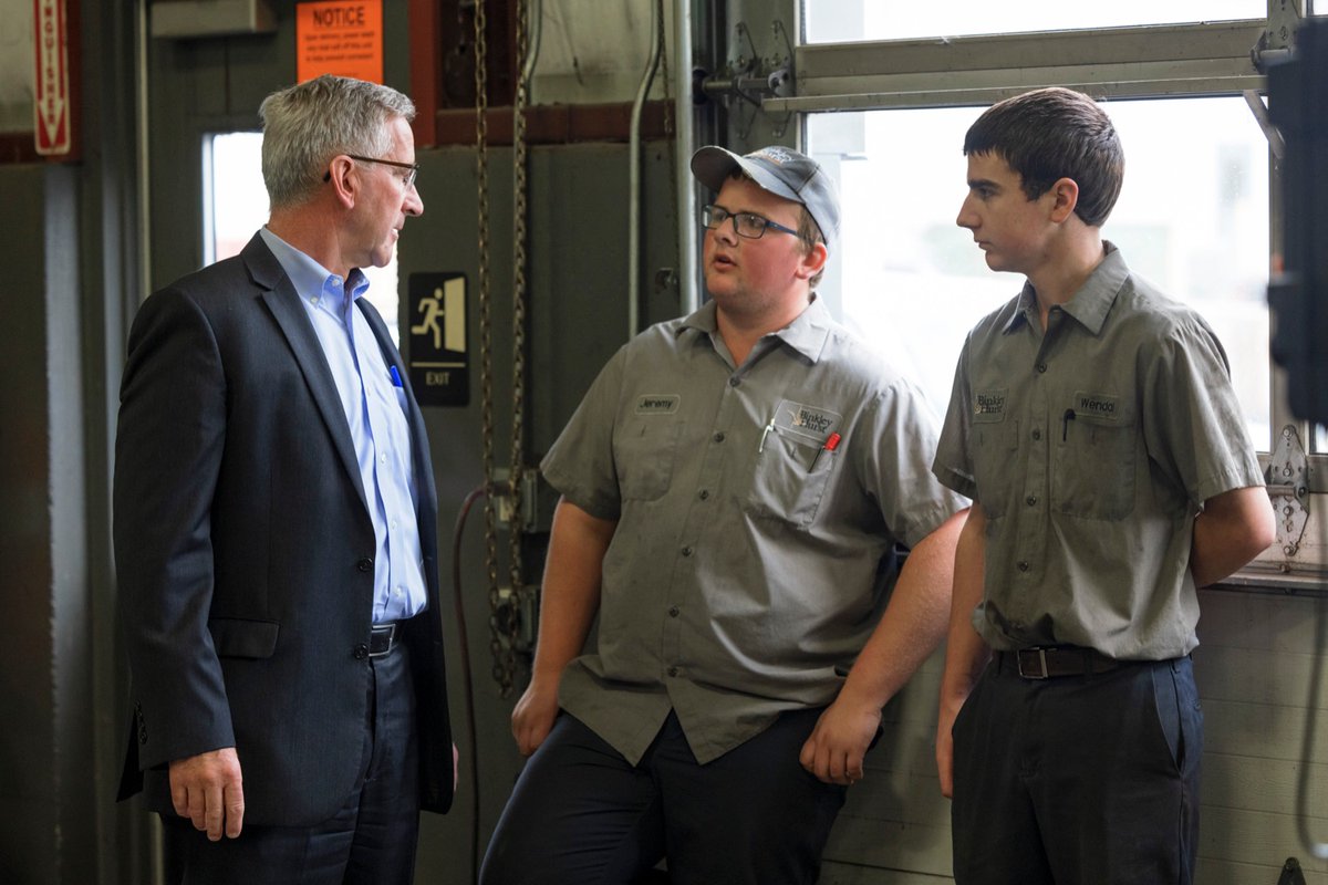 PAAgriculture's tweet photo. "There is a place in agriculture for everyone, and we need to ensure students, teachers and consumers are supported when considering a career in agriculture." - Secretary Russell Redding
....and that is what #NationalApprenticeshipWeek is all about! ⭐ https://t.co/5WluYNgdGr