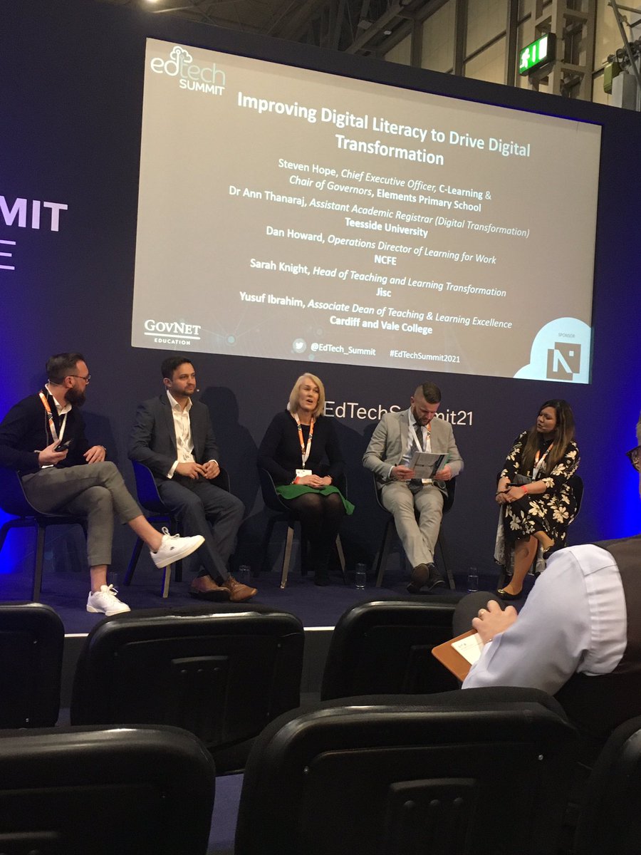 OldhamTLA's tweet image. #EdTechsummit21 Enabling people to be their best self 👏🏻