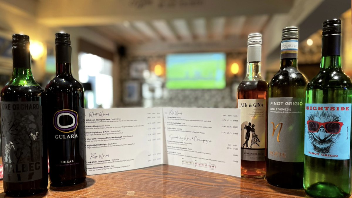 TheColin4's tweet photo. 🍷 Wednesday,
🍷Widnesday
🍷Winesday
🍷WINES, you deserve one come and try our new wines on this slightly nice autumnal day as well as joining us for Bingo later 
HAPPY WEDNESDAY 👍👍 https://t.co/M5FKIOaVpf