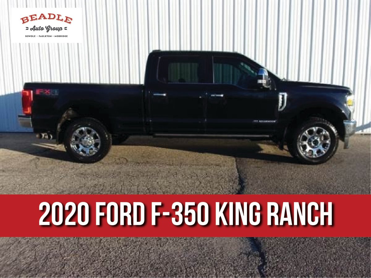 BeadleAutoGroup's tweet photo. This truck comes with all the extras! Heated and cooled front seats, heated rear seats, power running boards, moonroof, and adaptive cruise control! This pickup is ready to work with a gooseneck hitch kit, tough bed spray-in bedliner, and FX4 off-road package. Pro-trailer bac.... https://t.co/2BH5IEqjB6