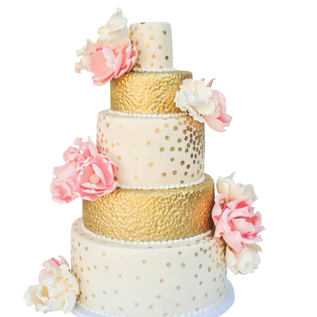 Looking for a touch of pink at your golden wedding? Our 5-tier pink, white, and gold fondant wedding cake with pink and white sugar flowers may be the winner for you and your guests. #WeddingCake #5TierCake #Cake #GoldandWhiteCake #GoldCake sweetesbakeshop.com/products/elega…
