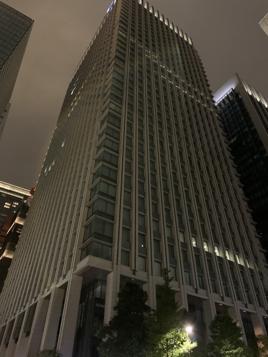 モルガンスタンレーMUFG証券。モルガン・スタンレーとMUFGのホールセール専業の証券会社。大手町フィナンシャルシティ サウスタワー にオフィス を構え、不動産投資銀行第一部は三菱UFJ系、第二部はモルガン・スタンレー系等会社内でも出身会社により部署が分かれている。