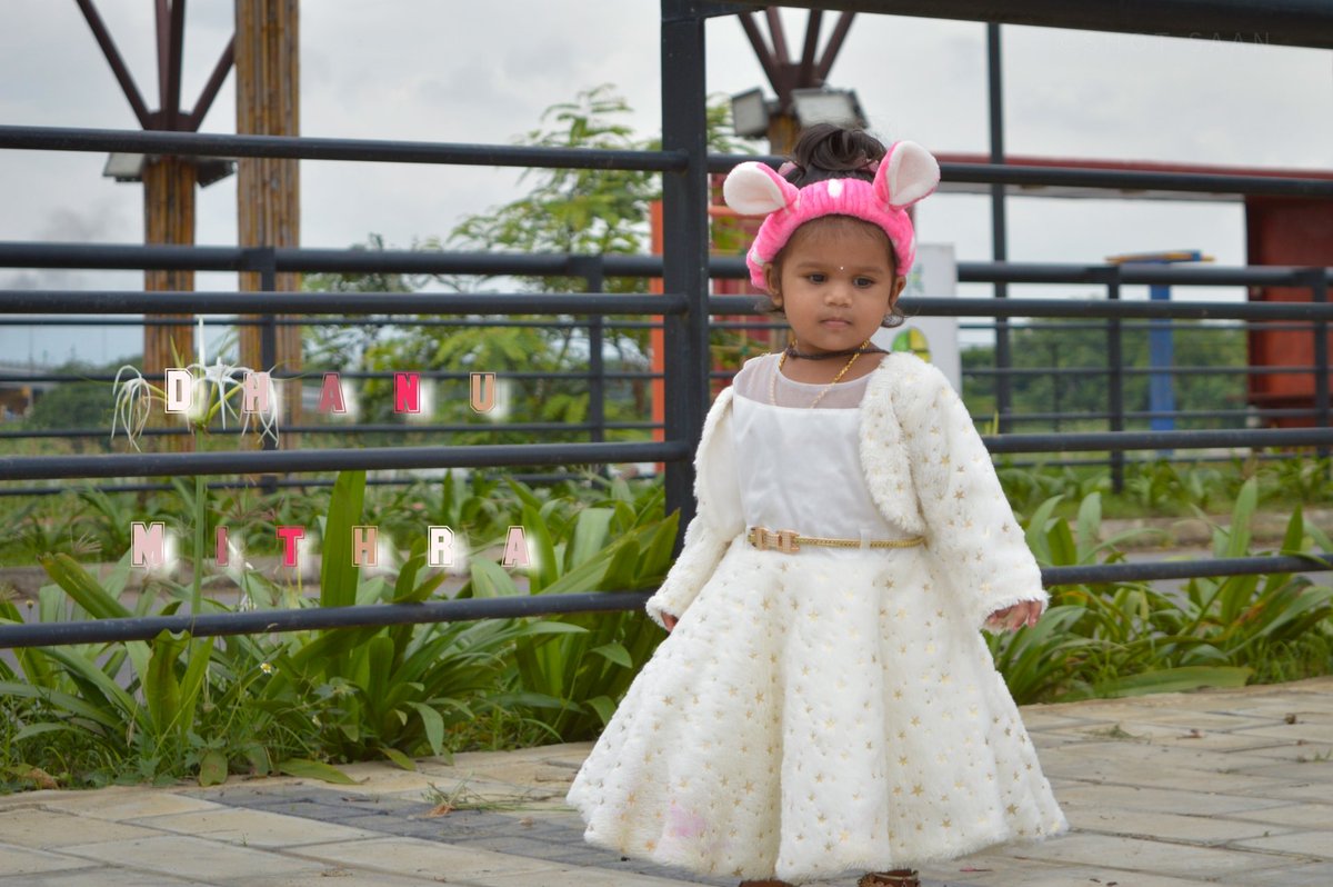 Saravanankr8's tweet photo. #Baby_pre_shot @dhanu_Mithra_Shree #Saan_Kr_Se_Shot #Nikon #Coimbatore
#Dop_Nov_2021 #white https://t.co/TlQLfUz05L