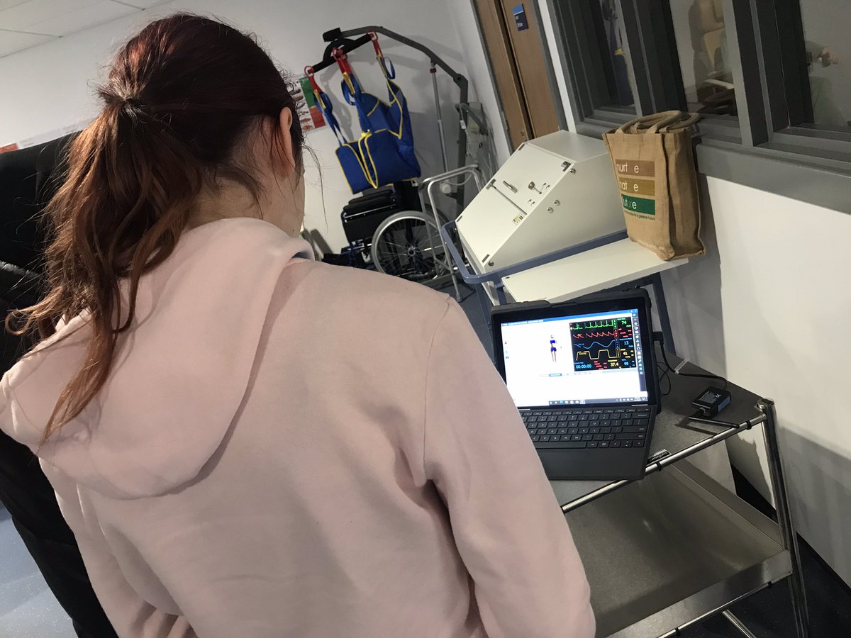 HealthCNC's tweet photo. T Level students have been learning how to take blood pressure and pulse readings @Newman_College https://t.co/rjObhJOyt1