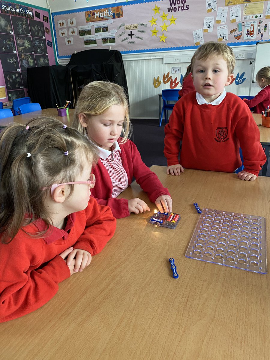 OrmistonPrimary's tweet photo. https://t.co/Z8pd9LfO4w