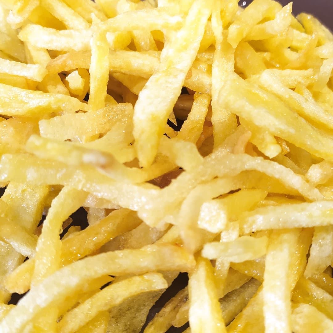 VillenaAlarcon's tweet photo. Algunas comidas son auténticos manjares... #RaboDeTernera y #PatatasFritas 
#ConMiTogaEnLosFogones
#VillaMayorgaVillena https://t.co/u3n0DkIPG4