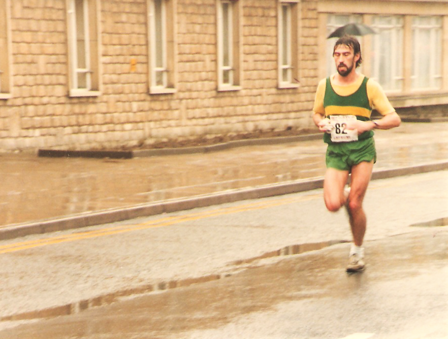 bathhalf's tweet photo. Who can date this #ThrowbackThursday pic of the #bathalf? Were you there?
#bathalf #visitbath #halfmarathon #archivephoto #fitness #Running https://t.co/D101Q7dkAj