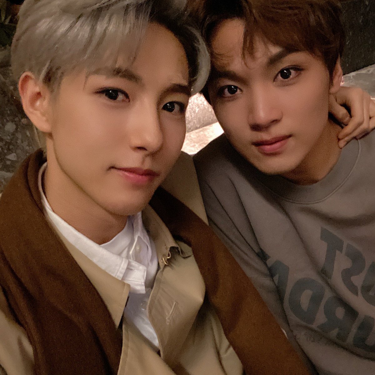 timeto_DR's tweet photo. 191118 Twitter
#동런 https://t.co/wrTXFXh95h