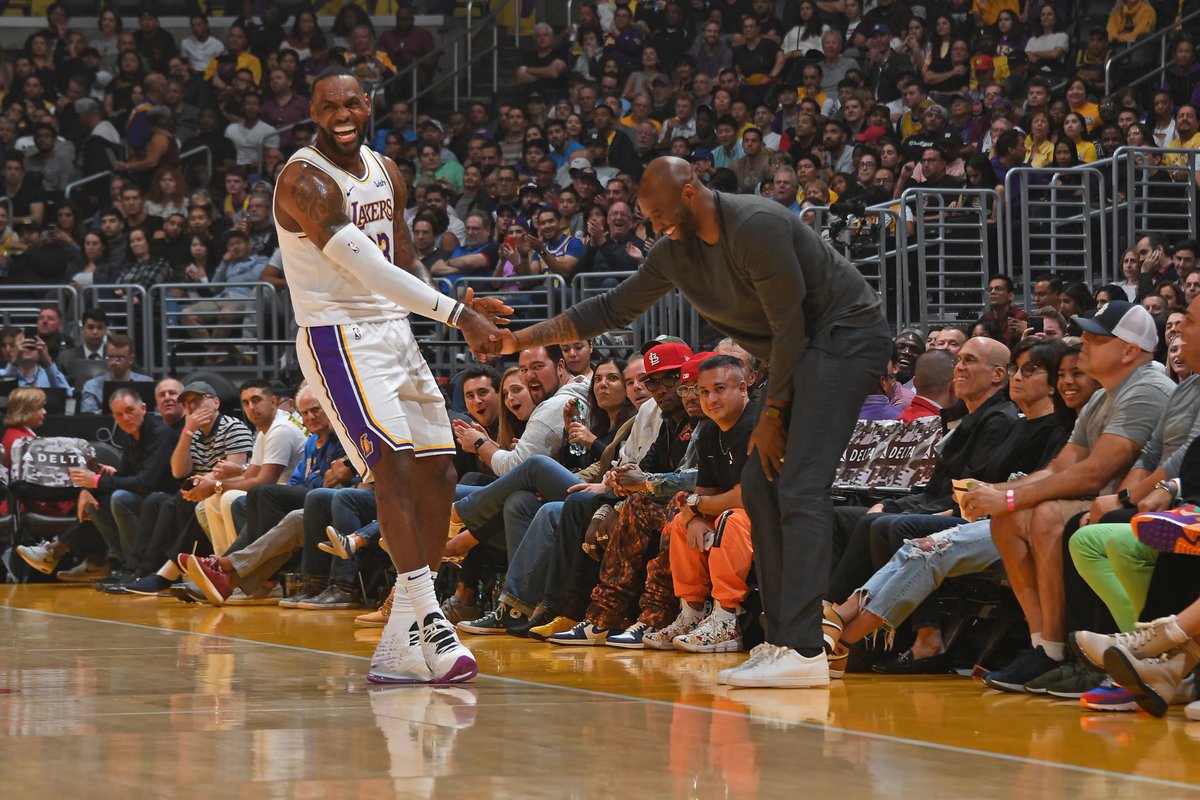 timelesssports_'s tweet photo. Two years ago today.

🐍X👑 https://t.co/bcwxQK7YDk