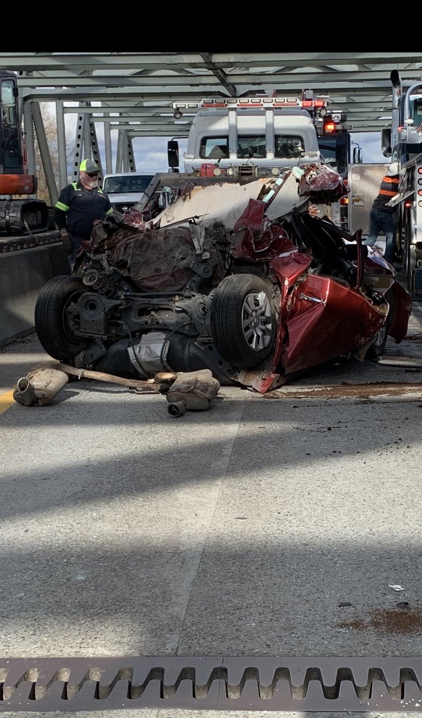 FEZ8gqlVUAM2qpD?format=jpg&name=large