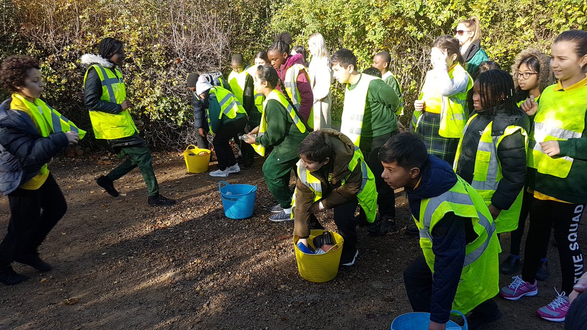 JohnKebleBrent's tweet photo. Here are some of our favourite pictures @IntoUniversity we really did have a great time at The Lookout #tripsareback #Brentschools https://t.co/qrduDsLgGk