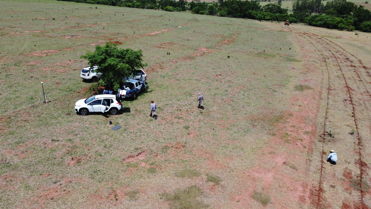 dsaezgil's tweet photo. We're about to start a new native reforestation in Brazil🇧🇷. Right now the team is doing Drone+LIDAR scanning to establish a super accurate carbon baseline.

PS, all that will be a forest again one day 🌳🙏
#RestoreNature #RemoveCarbon 🌍 https://t.co/in2lKQF4F5