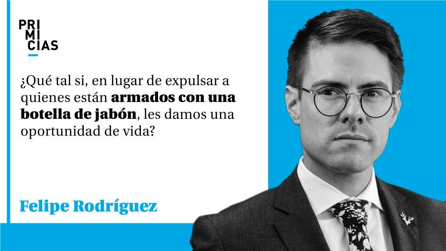 Primicias's tweet photo. ¡Limpiaparabrisas a la hoguera! Lea #EnSusMarcasListosFuego de Felipe Rodríguez (@FRM87). » https://t.co/nZq1LzkMza https://t.co/bnYb1WHdsG