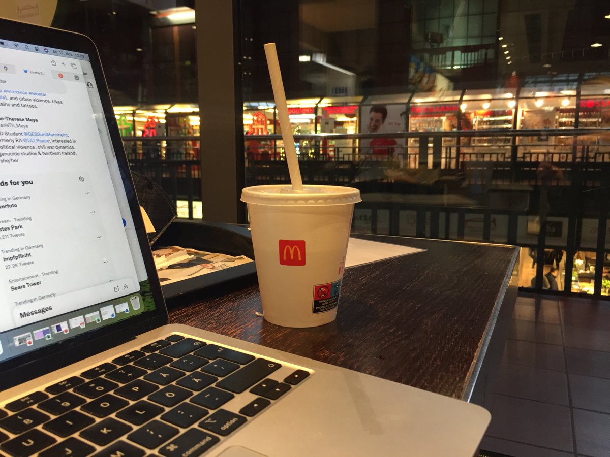 MarieTh_Meye's tweet photo. @emmaelfversson @ivan_gusic @HaThaoNguyen @sebvanbaalen #deeptrainwork momentarily interrupted on my part, but I thankfully found shelter by courtesy of McDonald's😁. Looking forward to seeing you all soon! https://t.co/HEsZTMXzVA