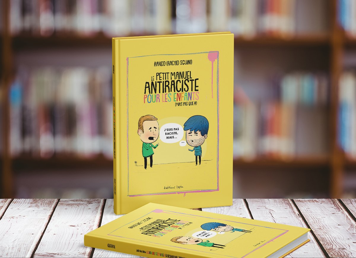 LibrairieLapin's tweet photo. Pas d'idée de cadeau pour votre oncle raciste à Noël ? Ça tombe bien, on a trois Petit manuel antiraciste pour les enfants (mais pas que !!!) de Rakidd à vous faire gagner !

Pour participer, RT ce tweet + follow @EditionsLapin et @rakidd.
Tirage au sort le 24 novembre à 14h 🍀 https://t.co/vnNMEX3SFA