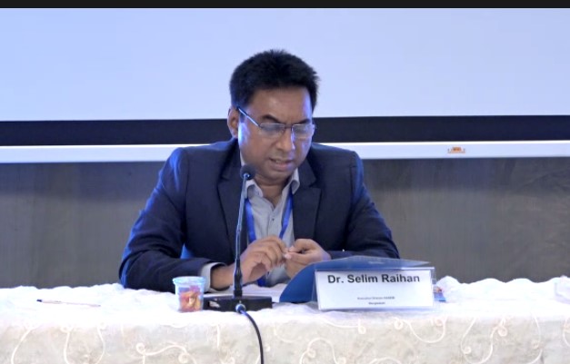 SSWA_UNESCAP's tweet photo. Policy Dialogue on regional cooperation for sustainable development #SouthAsia
Insights shared in session5 #BuildBackBetter thru regional cooperation: Setting the Future Agenda for SANS moderated by Dr. Dushni Weerakoon, ED @TalkEconomicsSL
@UNESCAP @RajanRatna
#SANSSDGPROJECT https://t.co/anTTIHYVh6