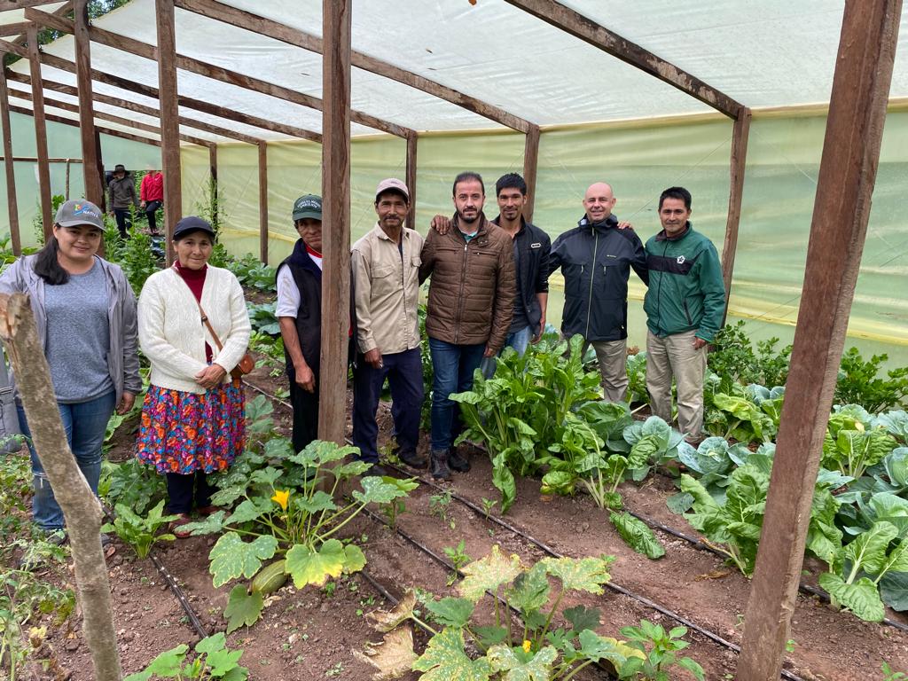 AdimanCuenca's tweet photo. Acabamos de regresar de #Bolivia con muy buenas expectativas para los proyectos de #cooperaciónaldesarrollo de #seguridadalimentaria que llevamos a cabo con el apoyo de la #JCCM @gobjccm y la @DipuCuenca y que ejecutan @NativaTarija  y #Asocio

Info 👇
https://t.co/QtspvWBPwj https://t.co/woRVQsJM5x