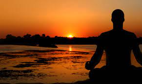 FitnessUtmost's tweet photo. Meditating at sunset really calms the mind, body and soul. You can feel a heavy weight of stress off your shoulder. You will enjoy the peace of mind in this beautiful place. 

#peaceofmind #peaceonearth #peacefulmoments #happinesscomesfromwithin #positivevibes #positiveenergy https://t.co/wvcWxdNcsG