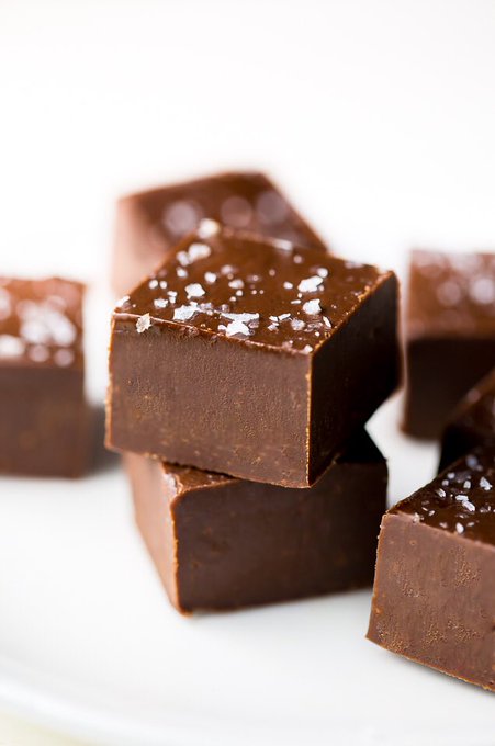 Hungry_INC_Comp's tweet photo. Pop yourself into our app and order a fudge. all kinds of fudge to pop right into your mouth. just buy it its delicious who doesn't love fudge?? 
#HungryInc #Fudge #Whodoesntlikefudge https://t.co/gtOCZuozOY