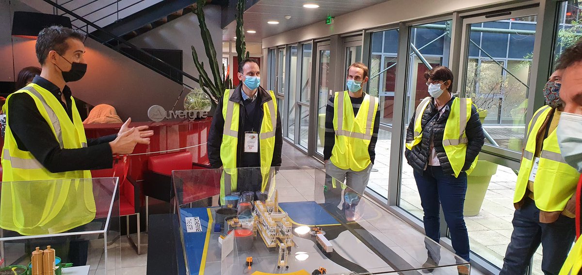 sbacollecte's tweet photo. Coop'BTP J3
Ce matin visite de l'entreprise MS à Veyre-Monton pour le projet #savesand ou comment #valoriser et #recycler le sable issu des chantiers de construction
#mondarverne #economiecirculaire #eit https://t.co/DnpUSJyphV