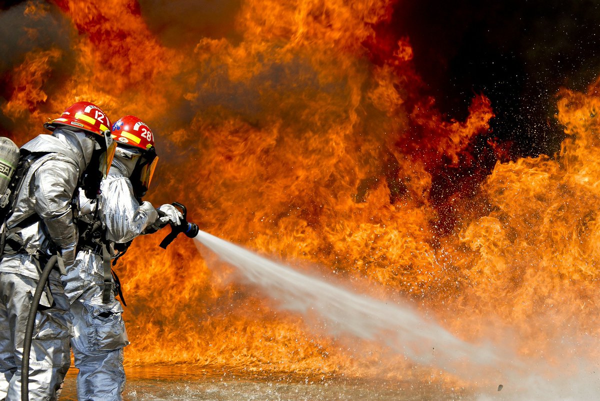 ecitijens's tweet photo. 🚨 UPDATES 🚨
📌10 November 2021  
🔥OPEN SPACE FIRE SIMULATION EXERCISE🔥
Grad Dubrovnik organised a #simulation exercise in order to engage and coordinate civil protection in case of open space fires!
@ProtezioneV
@ProtCivMolise
@snjezanaknezic
@ElenaCasalini3
@adriaticionian1 https://t.co/nVrXuyiviU