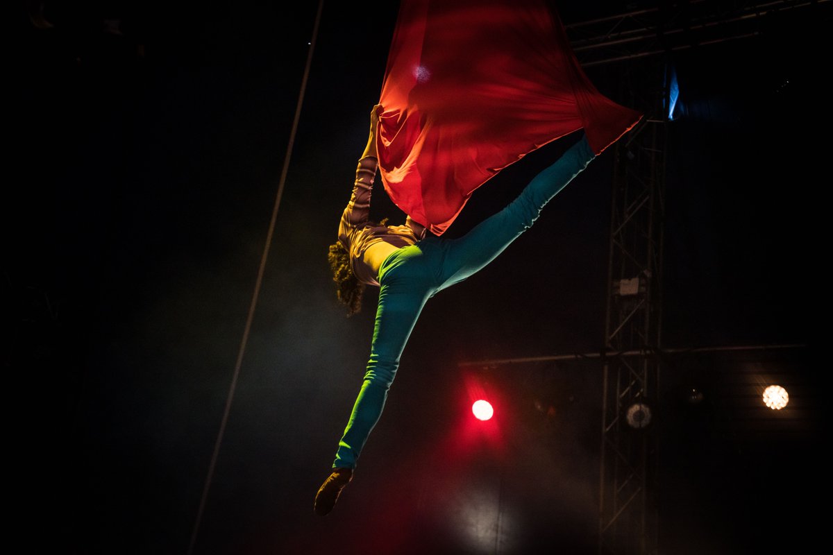 Ex_Bodies's tweet photo. Check out these lovely photos of our show Human at @FunkyLlamaTRP @TRPlymouth by Alice Carfrae 😍

Get your tickets for our performances at @The_Lowry on Wednesday 24th November, 2:00PM + 8:00PM: https://t.co/ThsgKkh5r8

#HumanShow #Manchester #ManchesterEvent #WhatsOnManchester https://t.co/qkjKuvm872