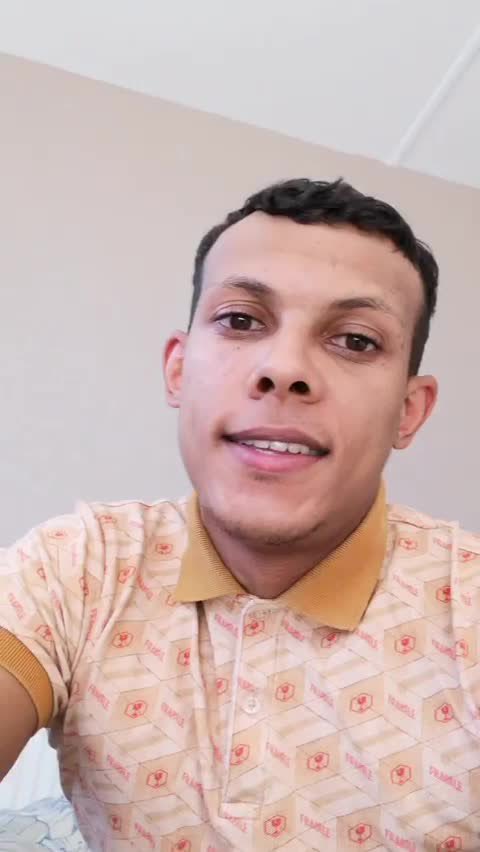 zediela6t's tweet photo. Stromae si il avais retrouver papa https://t.co/YKoD72qaiB