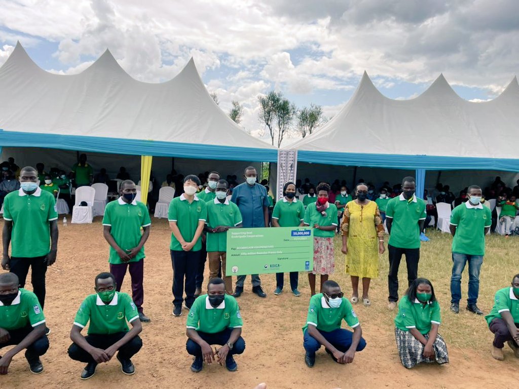 UNDP_Rwanda's tweet photo. Aside from the financial support, the #ECOBRIGADE beneficiaries also received trainings on financial literacy & were equipped with saving skills which helped them to save a total of 22,831,571 RWF since 2019.@RMbabazi @YouthCultureRW @TeddyMugabo_ @GomeraM @KOICA_Rwanda https://t.co/eglOOPnc6L