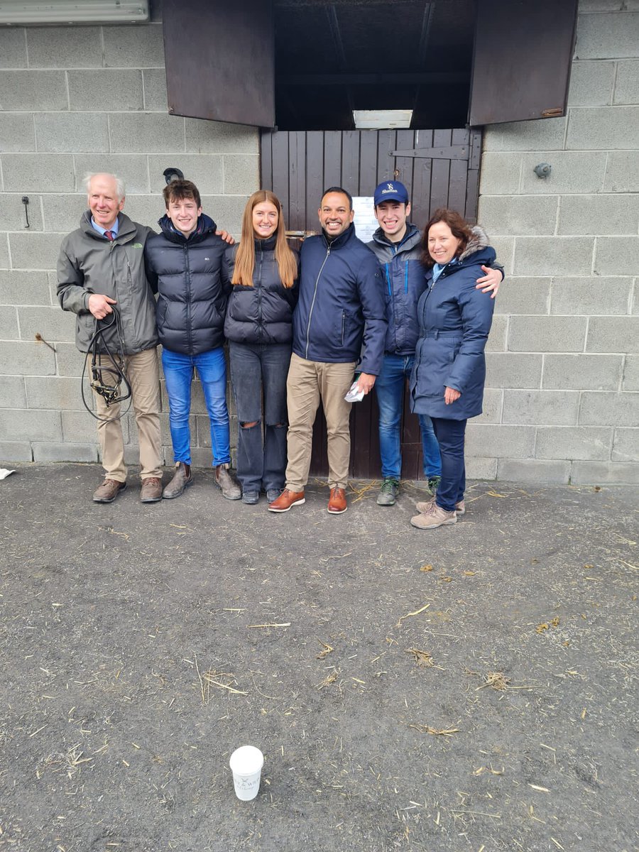 Very privileged to meet the Clarke family after they sold their Sea The stars foal for €270k - lovely people and so happy for them. <a href="/Goffs1866/">Goffs</a>