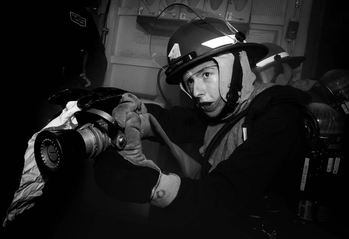 USS Carl Vinson tweet media