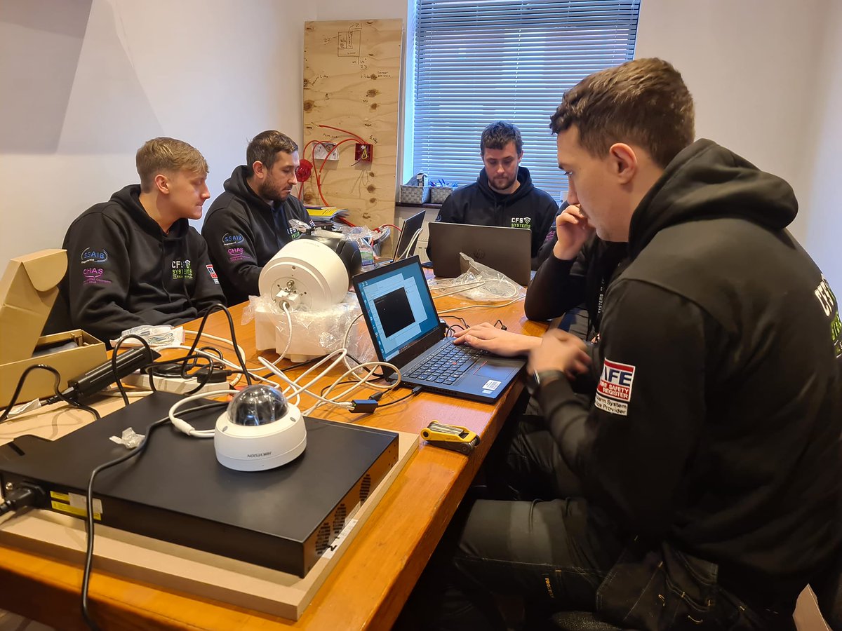 CfsSystems's tweet photo. The engineers have been putting some serious graft in this year, but still squeezing in the training days 💪 
This weeks subject CCTV with @HanwhaTechEU and @HIKVISIONUK well done lads👏 https://t.co/Q5NML2B2hM