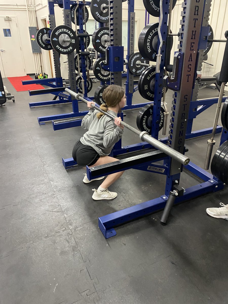 RebelStrengthNE's tweet photo. Squat check! Youngbloods were under the bar. Work to do but progressing nicely. https://t.co/Zi8gnAfG32