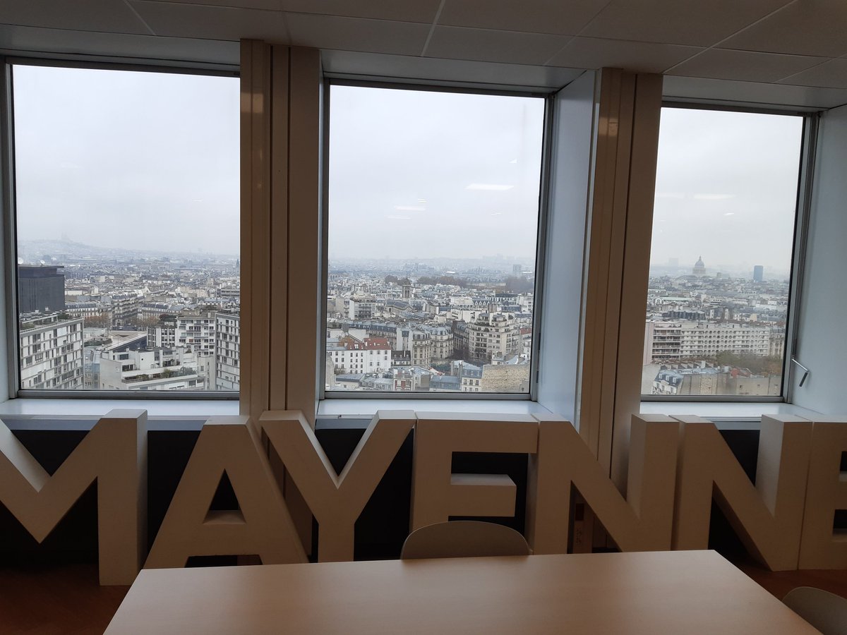 IsaVeugeois's tweet photo. #endirect les équipes @enedis_pdl la @lamayenne ont clôturé le @salondesmaires par un détour au nouvel Espace M 🗼 #McommeMayenne https://t.co/kIGQ839nVd