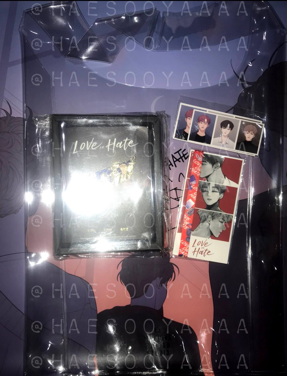 HAESOOYAAAA's tweet photo. Still can't move on from them, &amp; still i see love or hate like a masterpiece. I want love or hate to have another page. I know it's a selfish request. thanks to the author who made a very amazing story,stay health &amp; wear warm clothes because the weather is getting cold authornim https://t.co/XDIvJ8LPl0