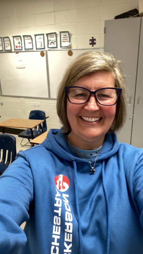 Thank you <a href="/dickersonorch/">Dickersonorchestra</a> for my swag!! I love it! So glad all of our kids are performing their beautiful music again!! You all are amazing!@TriciaHardy18