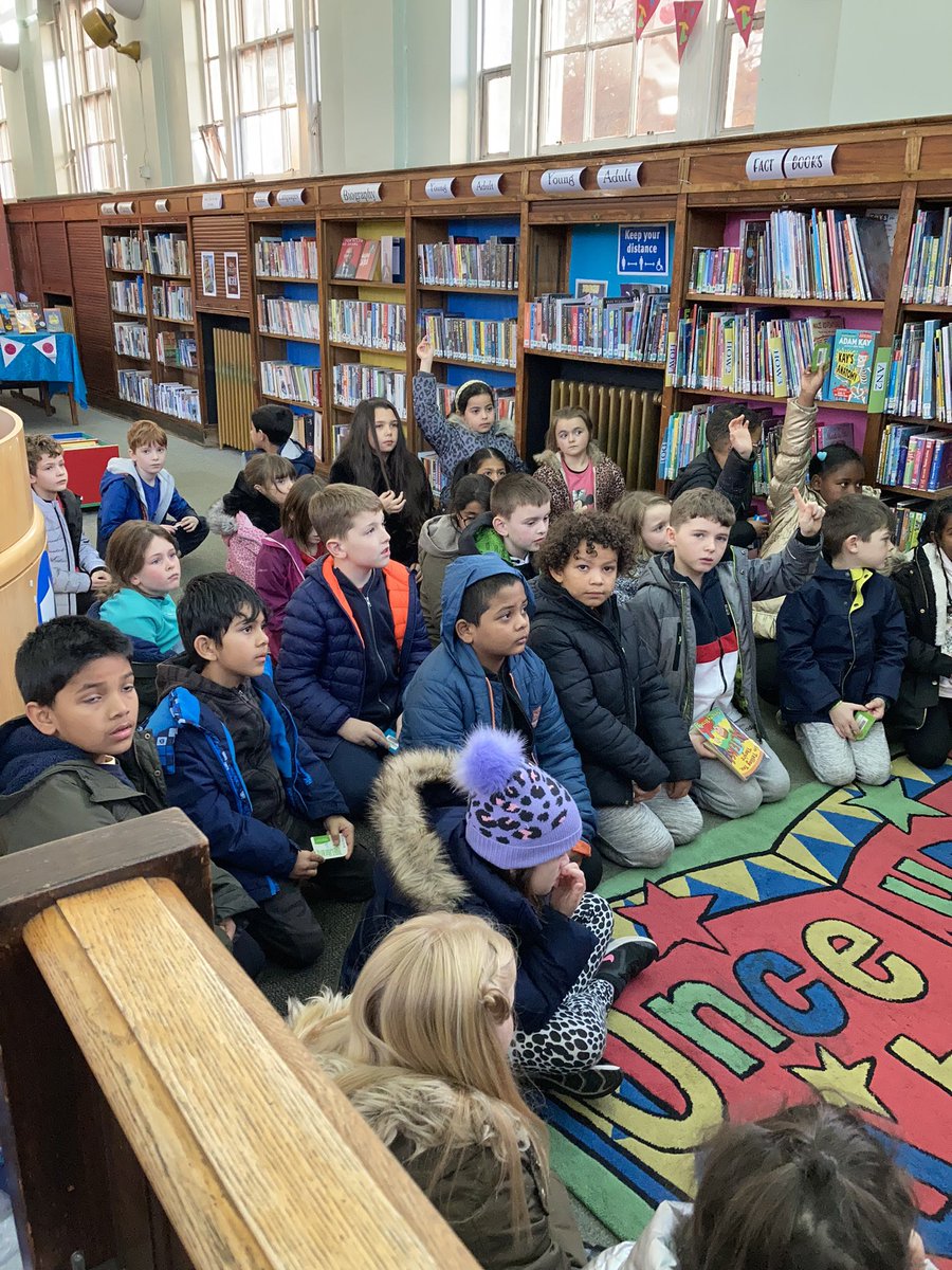 BalgreenPrimary's tweet photo. #Primary4b loved their visit to Balgreen Library today! Thank you so much for having us 📚 https://t.co/ssj9KsBicP