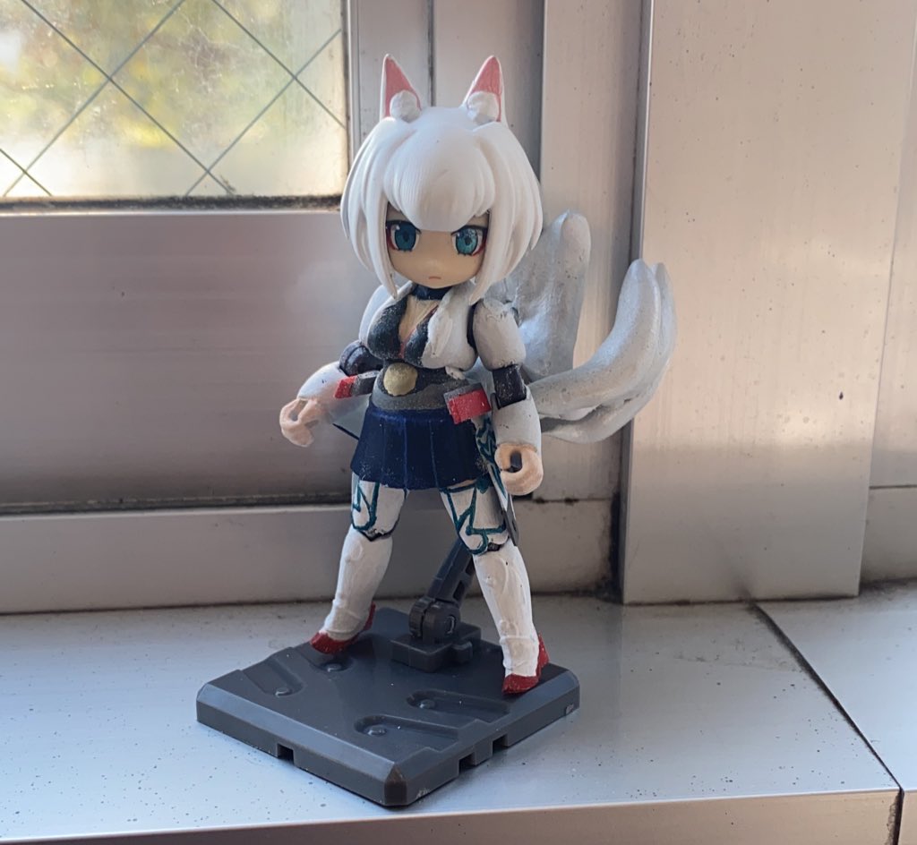 StainAc's tweet photo. 今更思ったんだけど、この間完成させたデスクトップ加賀さん今日発表すれば良かったわ…
そうしたら誕生日も元の空母加賀の浸水日と同じだったのにな…
＃デスクトップアーミー 
＃アズールレーン 
＃加賀生誕祭2021 https://t.co/Op7nsxwfac