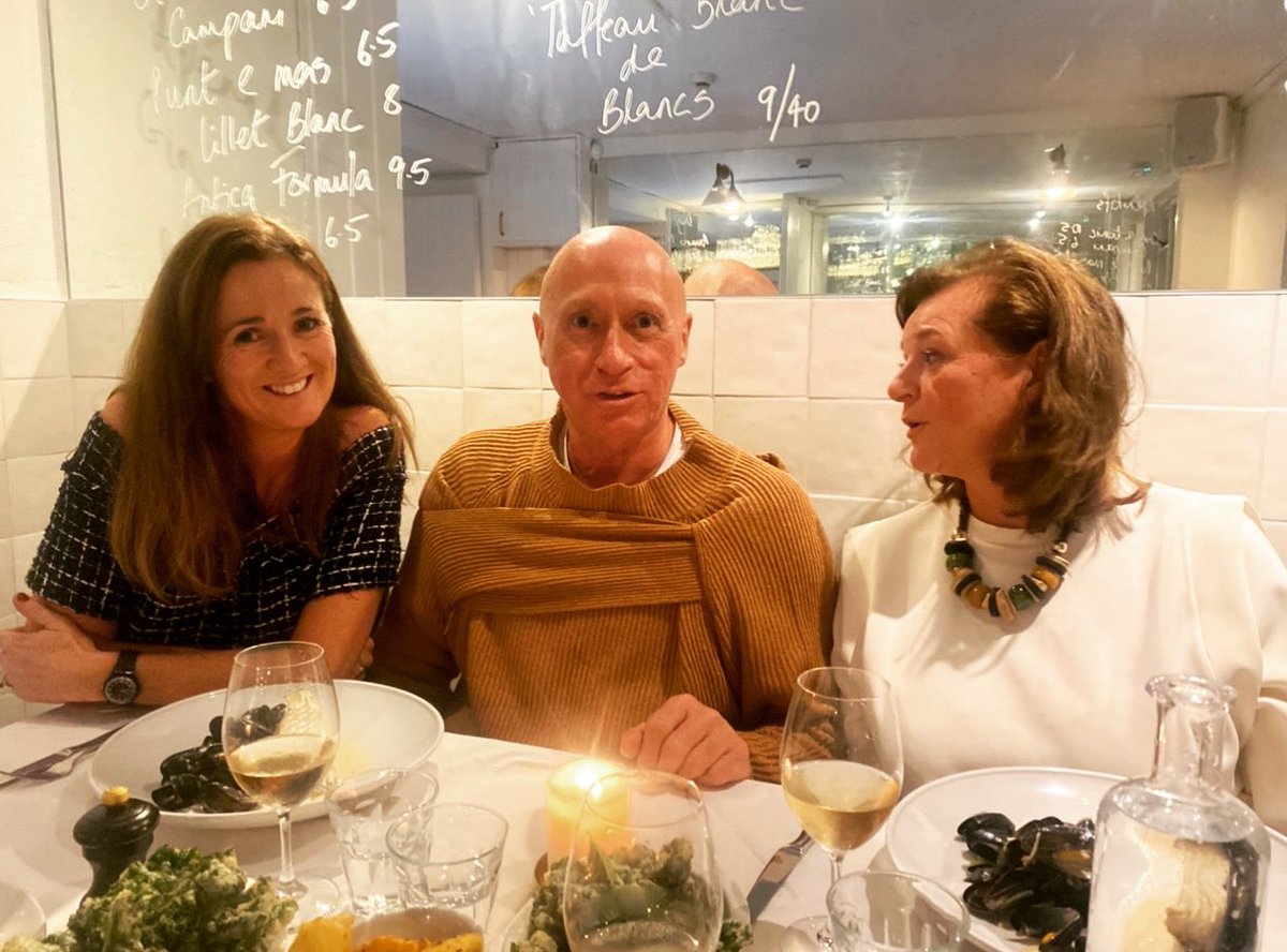 “ Engrossed in Conversation “ A lovely evening with Jean &amp; Jacinta❣️Lovely Resturant Good Food ,Living in Tramore .What More could we ask on a Winters night @beach_house_tramore . Award winning Restaurant @tastetramore @tramorefirstforfun <a href="/LucindasIreland/">LUCINDA O’SULLIVAN</a> <a href="/tomdoorley/">Tom Doorley</a>