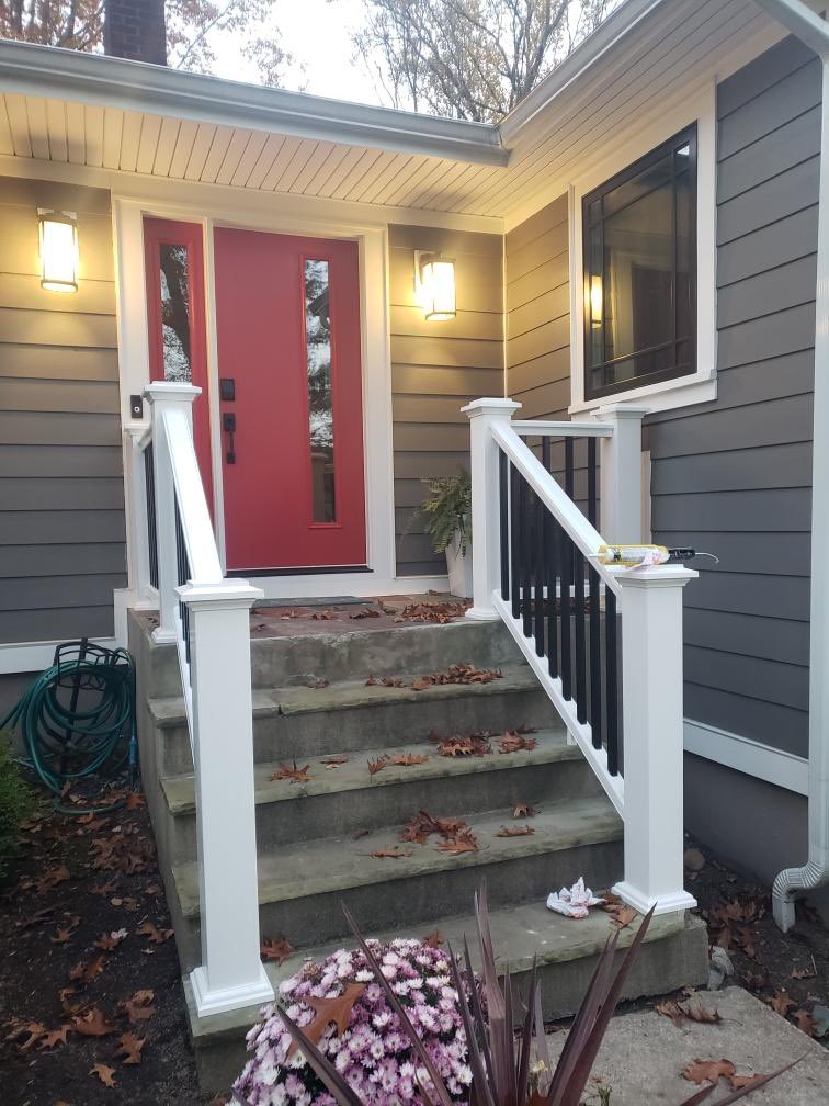 ForestLumberNJ's tweet photo. Beautiful new @thermatrudoors entry door and @timbertech railings for another satisfied customer! 😀👌👍 #forestlumbernj #door #doors #frontdoor #frontdoordecor #railing #railings #smallbusiness #thermatru #timbertech https://t.co/pGUivacn2N
